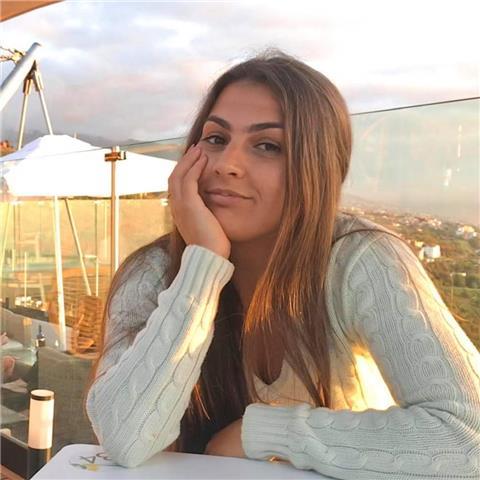 Profesor de lengua a estudiantes de eso y bachillerato