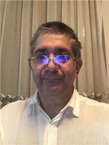 Insegnante di filosofia per lezioni anche di storia e insegnante di italiano a stranieri