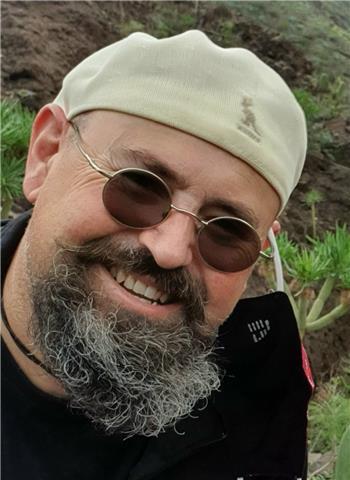 Profesor de matemáticas, física, química y dibujo. niveles primaria, eso y bachillerato