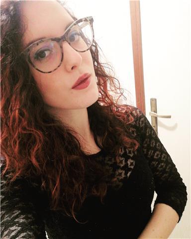 Diplomata in ragioneria impartisce lezioni a ragazzi di ogni età