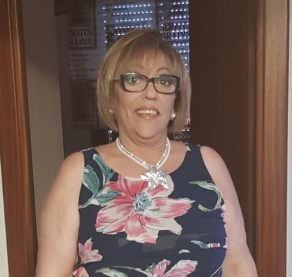 Maestra con experiencia en clases de refuerzo de matemáticas de primaria y secundaria