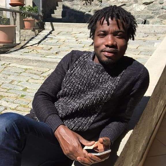 Baccalaureato serie d (matematica, scienze della vita e della terra, fisica-chimica, francese, filosofia, storia-geografia). in costa d'avorio, madre lingua francese