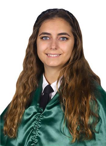 Graduada en educación primaria ofrece clases de apoyo y refuerzo en esta misma categoría escolar. se tratará de clases online o, si vive cerca de mi municipio no tendría problema en desplazarme para impartir dichas clases