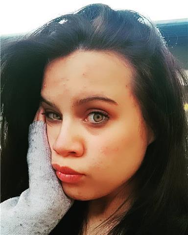 Ragazza offro ripetizioni di matematica italiano e storia