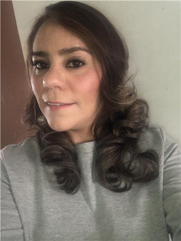 Una persona responsable, activa y paciente. Les daré clases a alumnos interesados de preescolar, primaria, secundaria