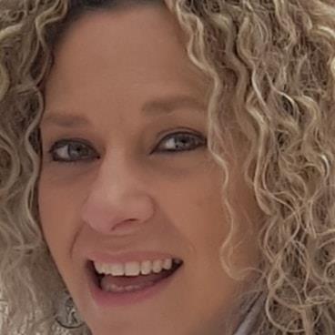 Offro lezioni singole o in gruppo...di matematica scuole superiori, università
