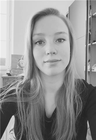 Cours d'Anglais tous niveaux à Paris - Etudiante bilingue en Ecole de Journalisme
