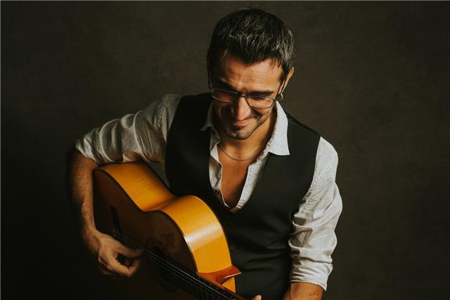Clases de Guitarra Flamenca en Barcelona Sants