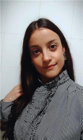 Profesora de primaria ofrece clases de apoyo para primaria