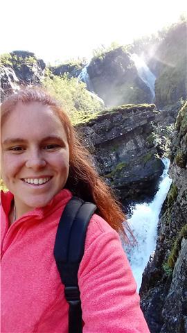 Maestra de primaria en educación especial y psicopedagoga para dar refuerzo o reeducaciones