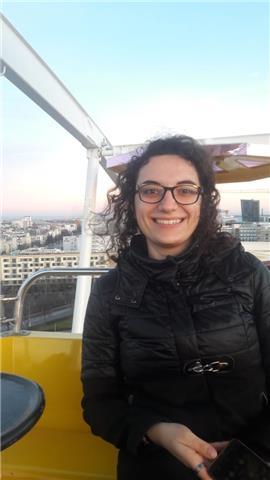 Ragazza con inglese livello C2 e laurea conseguita all'estero in inglese si offre per ripetizioni o lezioni di inglese per bambini e adulti
