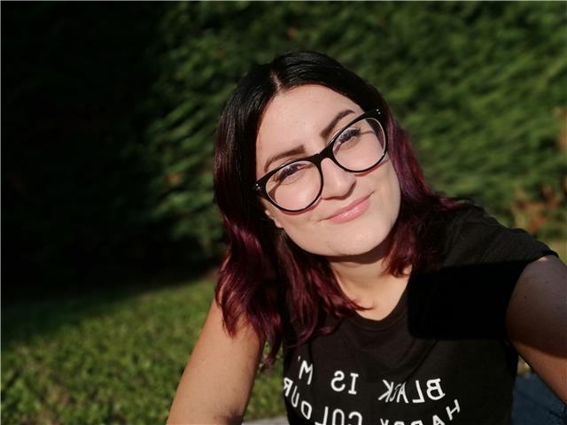 Diplomata in lingue straniere offre lezioni online di inglese