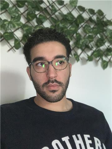 Doctorando en farmacia imparte clases de química en madrid