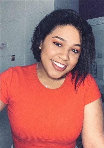 Soy estudiante de magisterio, ofrezco clases particulares en grupo o solitario. tengo amplio conocimiento en diferentes asignaturas, por ello las clases serán a la carta