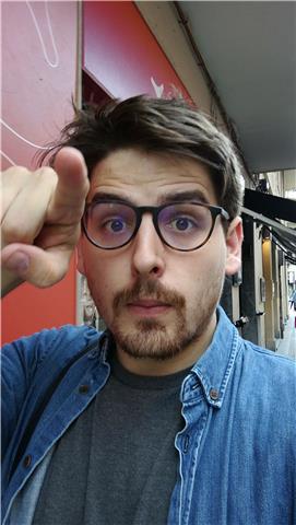 Profesor titulado con c2 de inglés y euskera para refuerzo escolar y preparación de examen