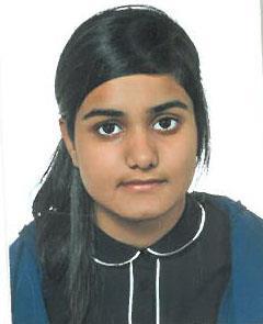 Profesora voluntaria en cruz roja de matemáticas e inglés