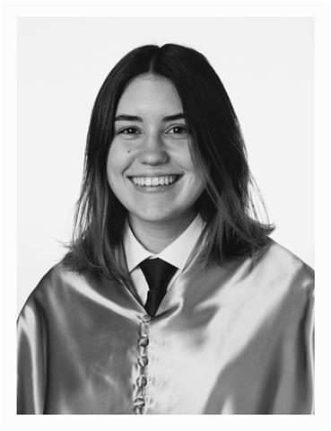 Graduada en psicología, profesora particular para niveles infantil, primaria y secundaria