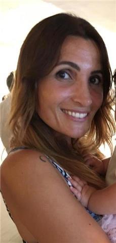 Insegnante bilingue italiano/francese (livello C2 accademico), con pregressa esperienza di insegnamento in territorio francese, offre lezioni private online di lingua e cultura francese