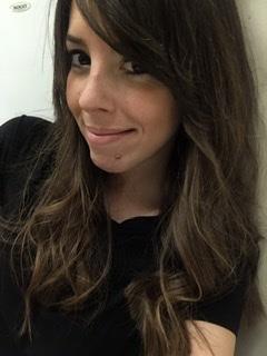 Soy muy extrovertida y me encanta dedicar tiempo ayudando a los demás. me saque el b1 en la universidad internacional menéndez pelayo y mi pareja es nativo