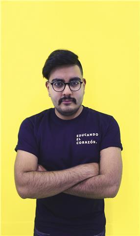 Maestro de español con experiencia en primaria y secundaria