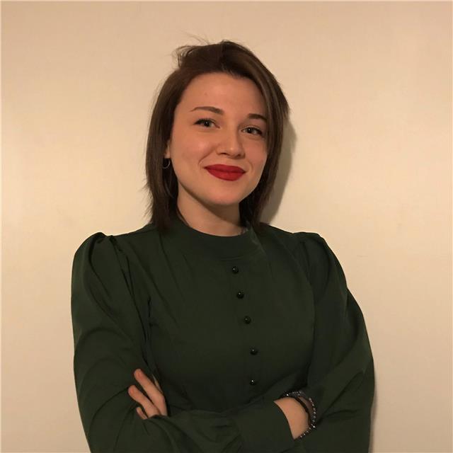 Studentessa magistrale in inglese