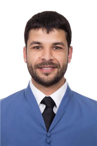 Profesor de español y de la lengua árabe. ofrezco clases para extranjeros que quieren aprender una de esas dos lenguas