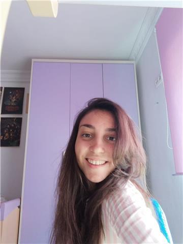 Profesora de infantil, primaria y secundaria en modalidad presencial