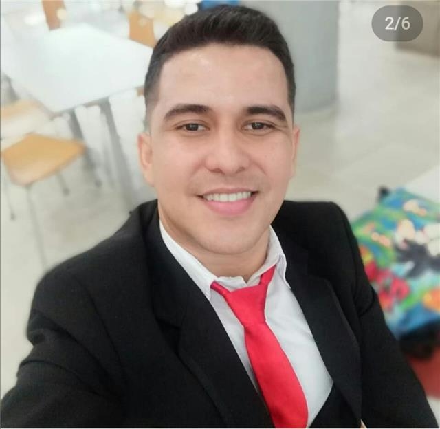 Profesor con experiencia en apoyo educativo en las áreas de Español, Ciencias sociales, Filosofía