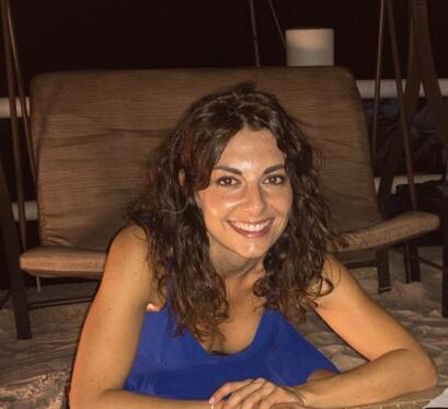 Ciao sono una ragazza laureata in giurisprudenza e amante delle materie umanistiche