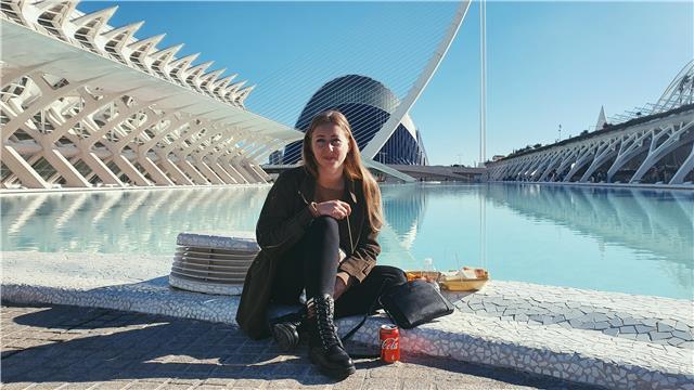 Profesora nativa de francés con 10 años de experiencia