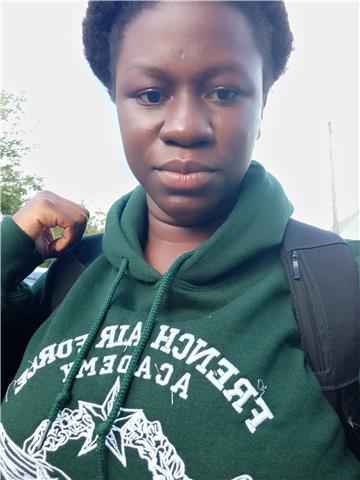 Étudiante en 4ème année de génie informatique offre des cours particuliers en mathématiques