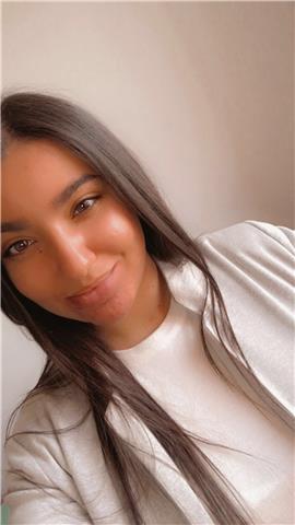 Je vous propose des cours de français, je m’adapte à tous les niveaux que ça soit du niveau collège ou bien lycée