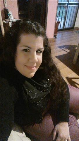 Laureata in lingue, offre lezioni di italiano a stranieri sia adulti che bambini/ragazzi, a domicilio, prezzi modici