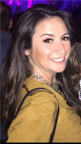 Me defino una persona con carácter y con paciencia para impartir clases para alumnado de primaria. puedo enseñar todas las asignaturas de primaria, incluso inglés.
mi formación académica es egb, bachillerato, cou, acceso a la universidad, cursados los tre