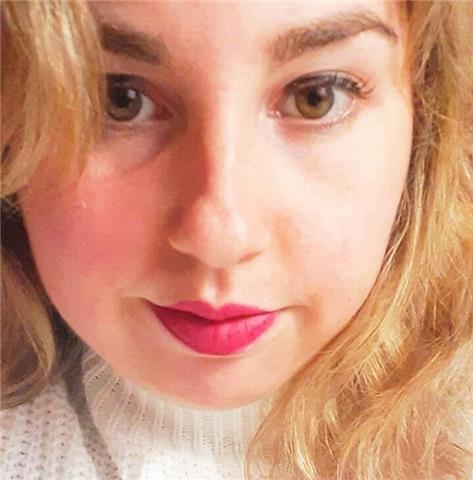 Laureata impartisce lezioni di inglese