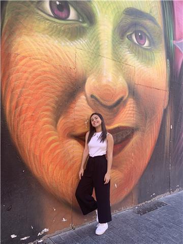 Doy clases particulares económicas de inglés y lengua castellana y literatura. estudiante de doble grado de humanidades y magisterio en alcalá