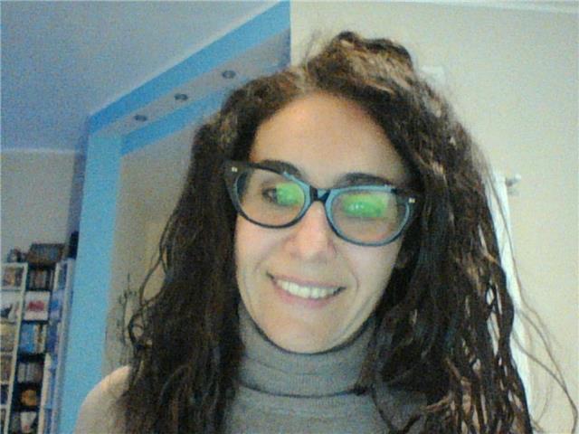 Docente abilitata all'insegnamento con esperienza in scuole statali