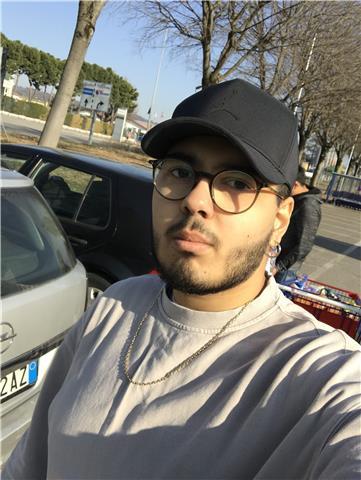 1^ esperienza come insegnante francese molto scurrile ( giovanile )