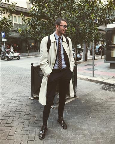 Laureato specializzato in materie umanistiche