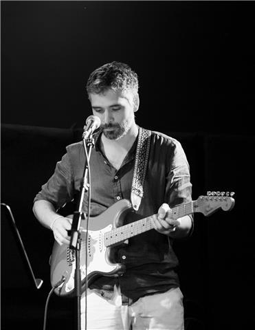 Clases de guitarra, bajo y ukelele - barcelona centro