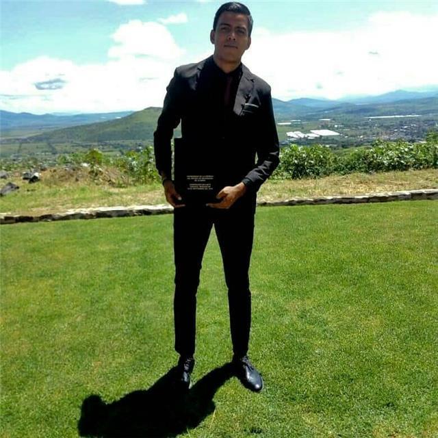 Maestro en apoyo escolar especializado en general