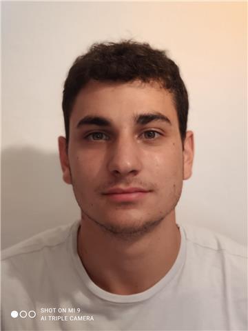 Studente di Fisica offre lezioni di materie scientifiche per studenti del liceo