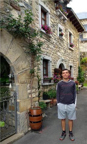 Doy clases particulares a nivel de eso de castellano, inglés, valenciano, historia, francés