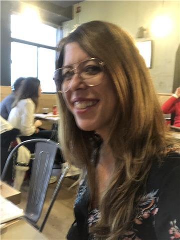 Profesora de ciencias, licenciada en biología. experiencia en clases particulares. resido en barcelona. disposición de trasladarme al domicilio o bien clases on-line. cuento con el certificado de aptitud pedagógica