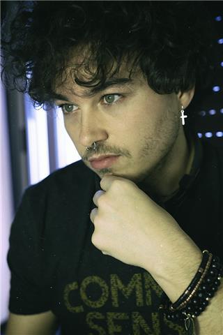 Doy clases particulares y grupales de fotografía, photoshop y diseño web a través de wordpress