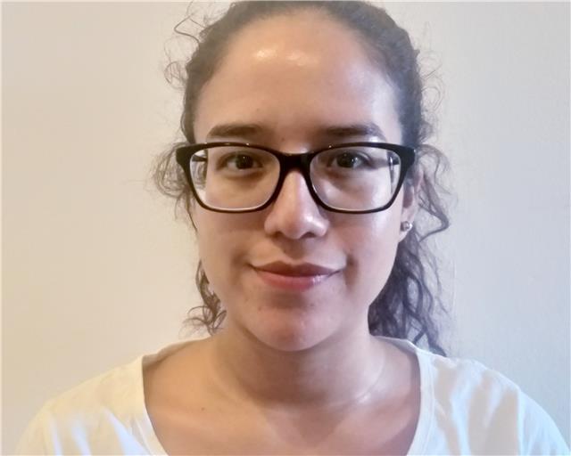 Insegnante madrelingua spagnolo studentessa universitaria di lingue a ponte san pietro