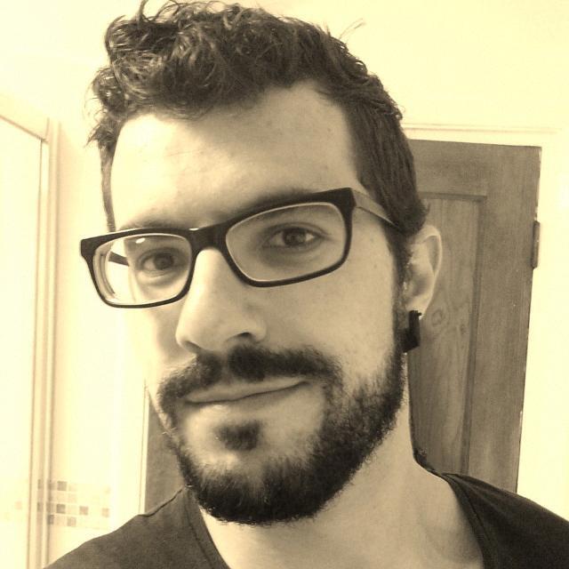 Profesor de inglés imparte clases online y presenciales, conversación y preparación de exámenes