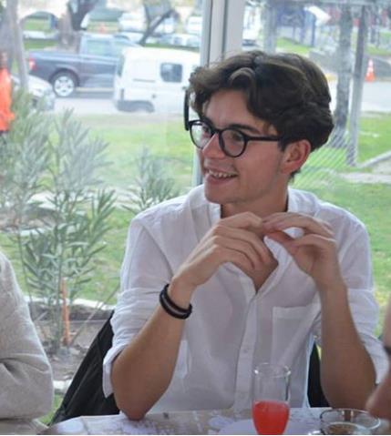 Doy clases particulares a jovenes que estén en la eso y bachiller