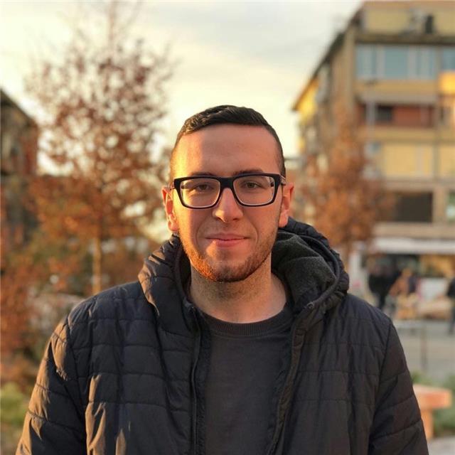 I am a student that study in Turin at Politecnico di Torino. I study CCNE in english and I can teach you through Internet how to speak and write english language