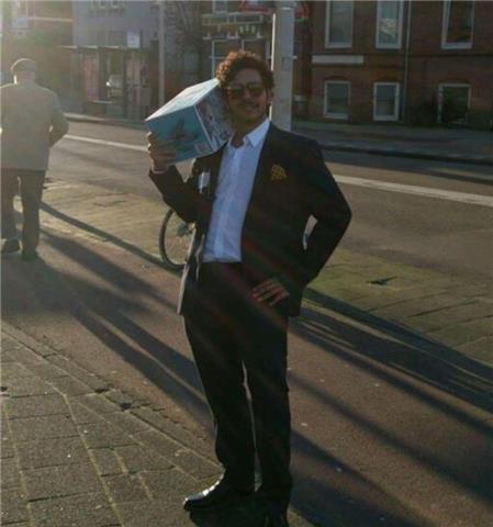 Soy alguien muy activo y motivado, me encanta trabajar con niños